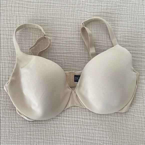 Victoria’s Secret Body By Victoria IPEX Demi Bra - Picture 1 of 6